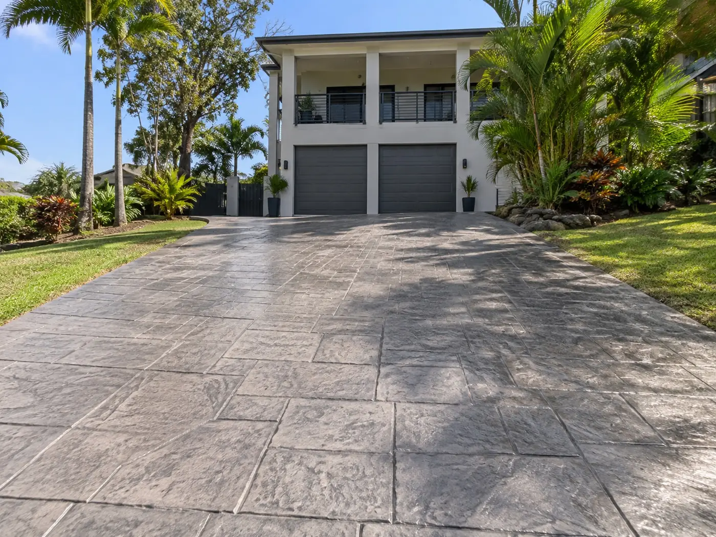 Concrete driveway in Smithfield, Cairns